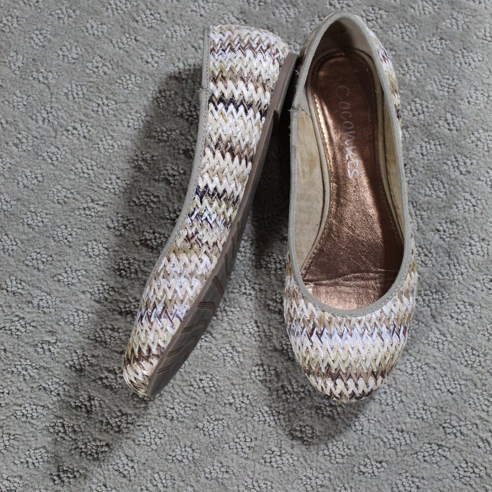 Coconuts Women's Sz 7M  Neutral Brown and Cream Straw Weave Ballet Flats